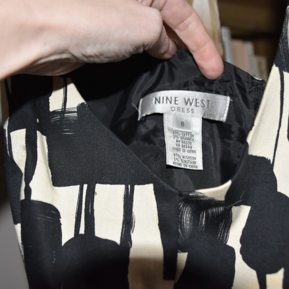 Nine West Dress size 8 - Picture 3 of 4